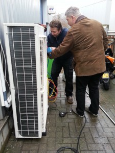 Aansluiten van de verwarming